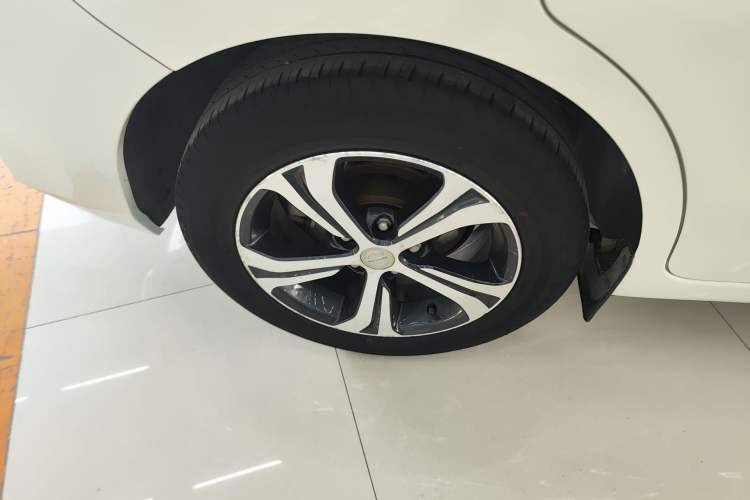 Used Nissan Tiida 2019 1.6L CVT Smart Drive Version China VI Standard Right Rear Wheel Hub