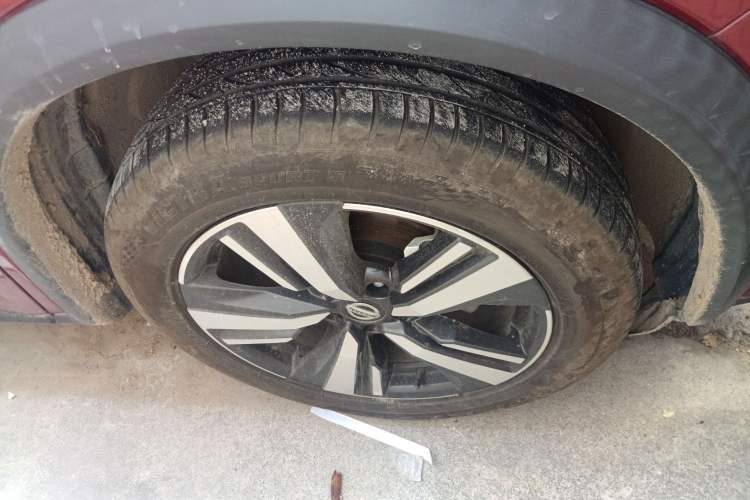 Used Nissan X-Trail 2021 VC-Turbo 300 CVT 4WD Ultimate Edition Right Front Wheel Hub