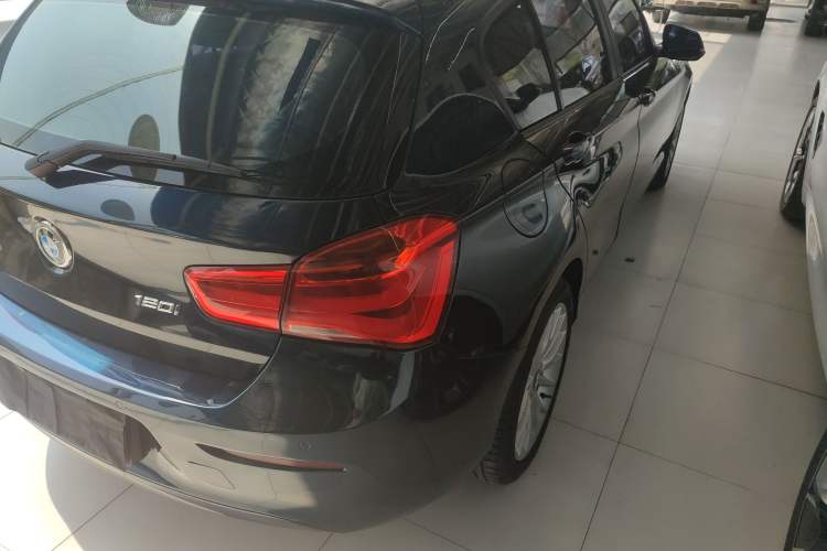 Used BMW 1 Series 2015 120i Leading Model