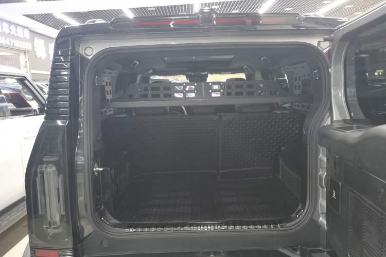 Used JETOUR Traveler 2023 2.0T All-Wheel Drive CrossPRO+