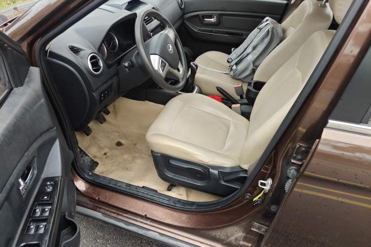 Used HYOSOW H2 2016 H2E 1.5L Elite Model BJ415B
