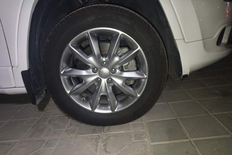 Used Jeep Cherokee 2017 2.4L Professional Smart Edition
