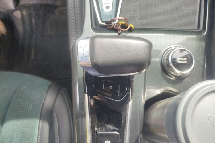 Used Geely Auto Monjaro L 2021 2.0TD DCT EVO Two-Wheel Drive Smart Luxury Version Gear Lever