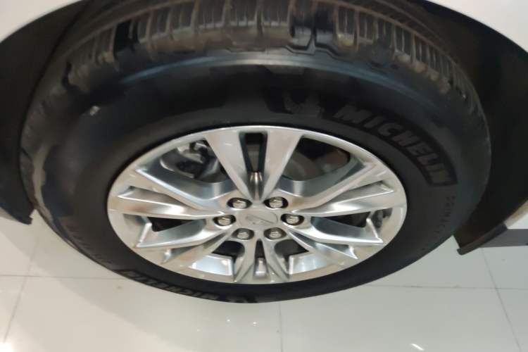 Used Cadillac XT5 2021 2.0T Two-Wheel Drive Luxury Version