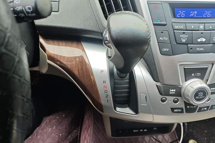 Used Honda Odyssey 2013 2.4L Leading Edition Gear Lever
