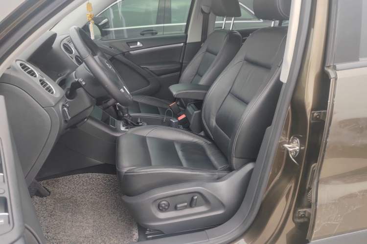 Used Volkswagen Tiguan 2016 300TSI Automatic Two-Wheel Drive Comfort Edition Left Front Seat