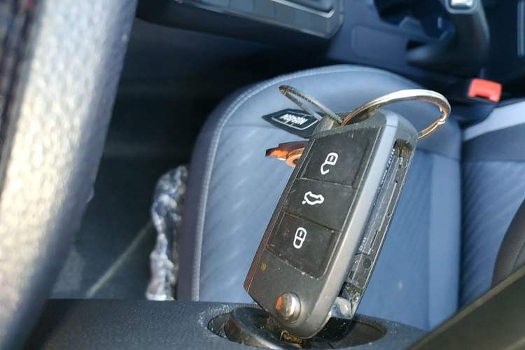 Used Volkswagen Lavida 2023 New Sharp 1.5L Automatic Excellent New Edition Vehicle Key