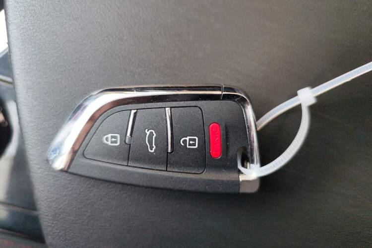 Used Geely Auto Monjaro S 2021 2.0TD DCT Two-Wheel Drive Lightning Edition
