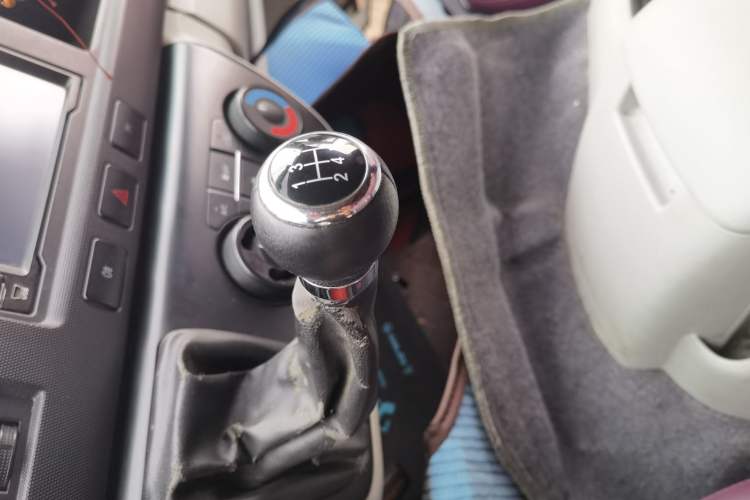 Used Jinbei Hiace  Gear Lever
