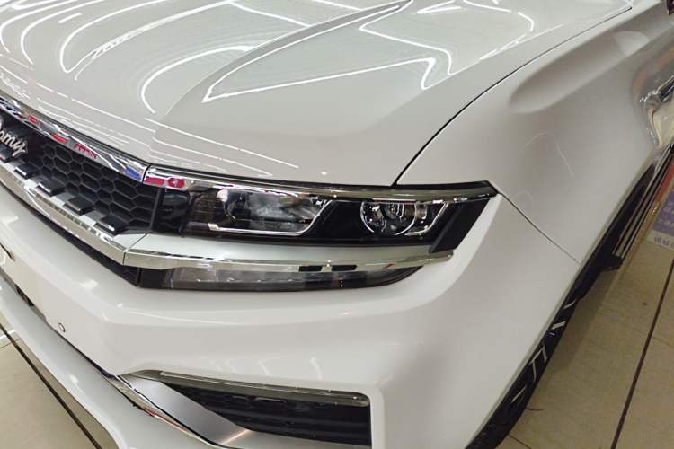 Used Zotye Domy X7 2017 1.8T Manual Luxury Model
