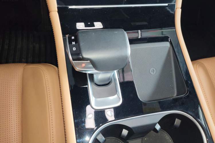 Used Li Auto ONE 2020 Extended-Range 6-Seater Version Gear Lever