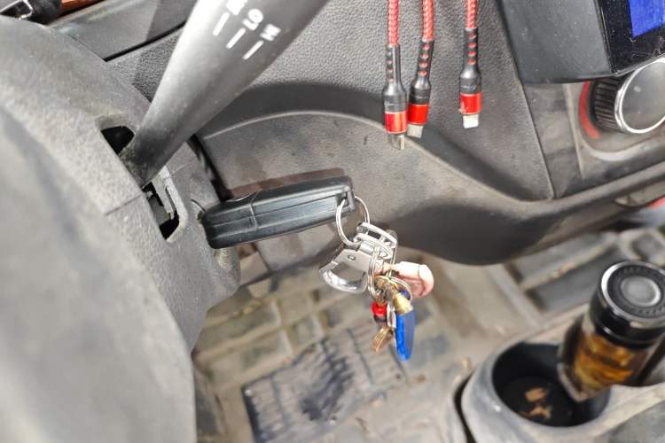 Used CHANGAN KAICHENG Ruixing M80 2021 1.6L Comfort Version 2-Seater Single-Steaming Air-Conditioned China VI Standard Flat Roof with Lift-Up Rear Door DAM16KR Vehicle Key