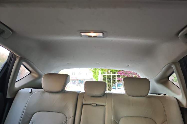 Used Bestune X80 2013 2.0L automatic luxury version