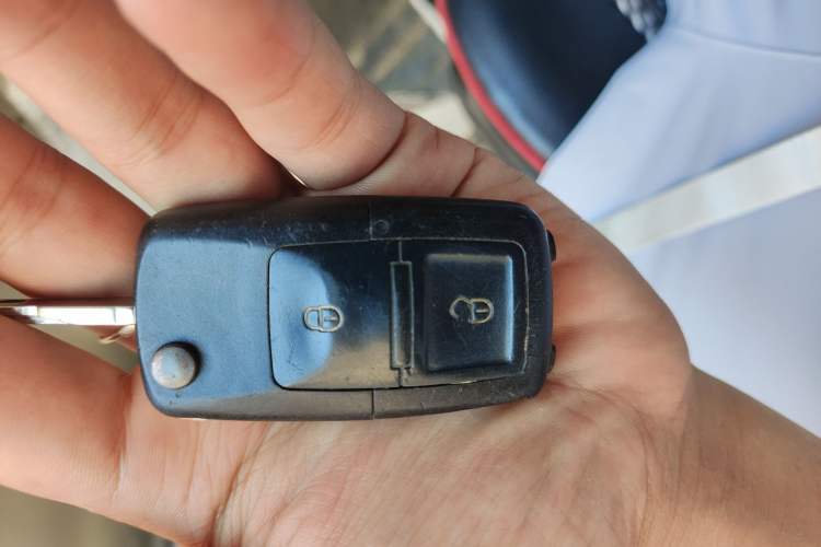 Used JMC Transit 2017 2.8T Commercial Version Short Wheelbase Mid-Roof 6/7/8-Seater JX493