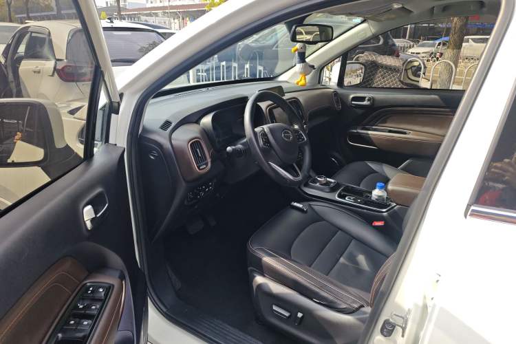 Used AION Trumpchi GE3 2018 530 Internet Premium Edition