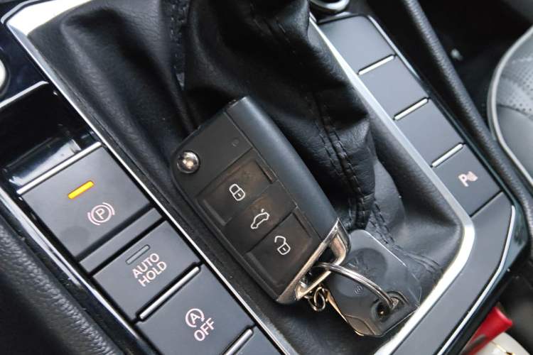 Used Volkswagen Sagitar 2025 300TSI DSG Excellence Edition Interior 1