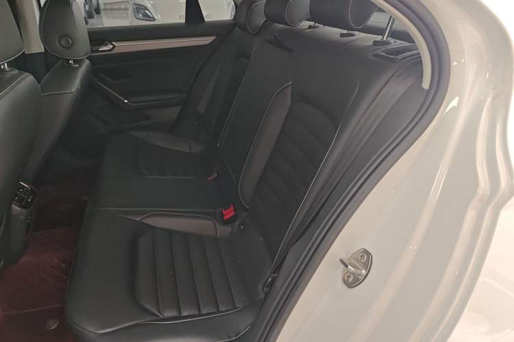 Used Volkswagen Lamando 2021 280TSI DSG Comfort Edition Left Rear Seat