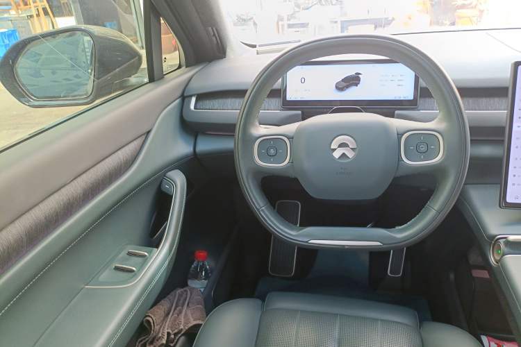 Used Nio ES8 2023 100kWh Signature Edition
