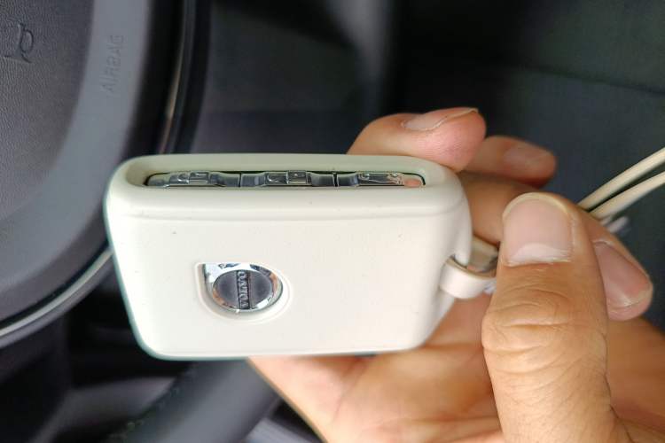 Used Volvo S90 2024 B5 Zhiyi Luxury Edition
