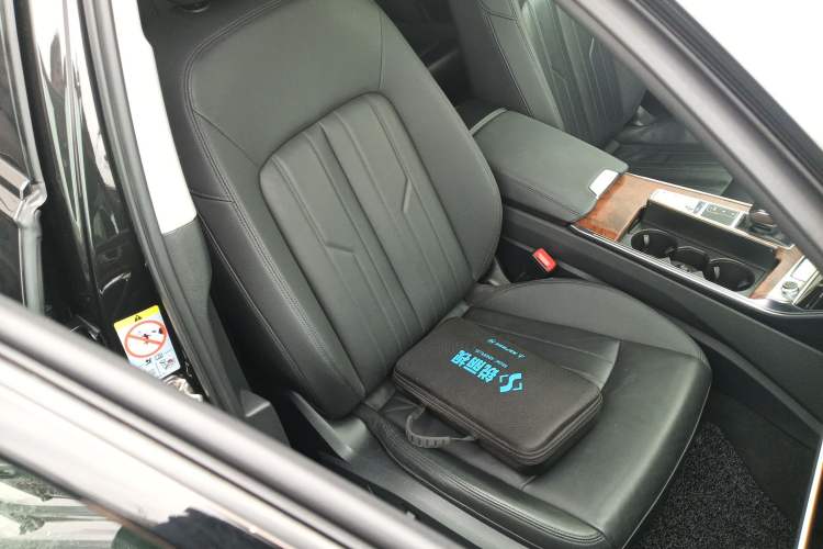 Used Audi A6 2021 allroad quattro Explorer 55 TFSI Prestige Off-Road Model
