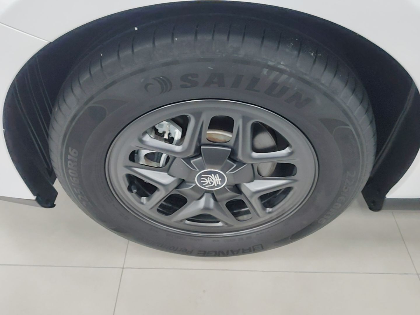 BYD Qin PLUS 2025 DM-i Smart Drive 55KM Leading Model — снимка 10