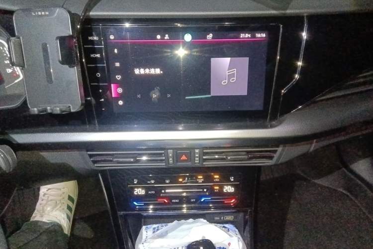 Used Volkswagen Passat 2024 380TSI Starry Luxury Edition
