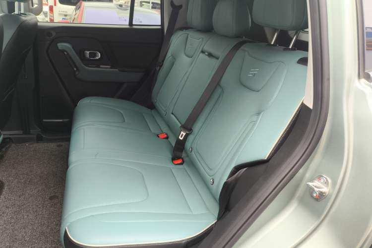 Used JETOUR Freelander 2025 2.0TD Automatic XWD Conqueror Left Rear Seat