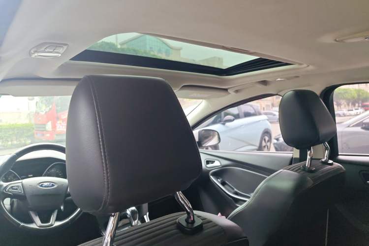 Used Ford Focus 2015 Sedan EcoBoost 180 Automatic Elite Model