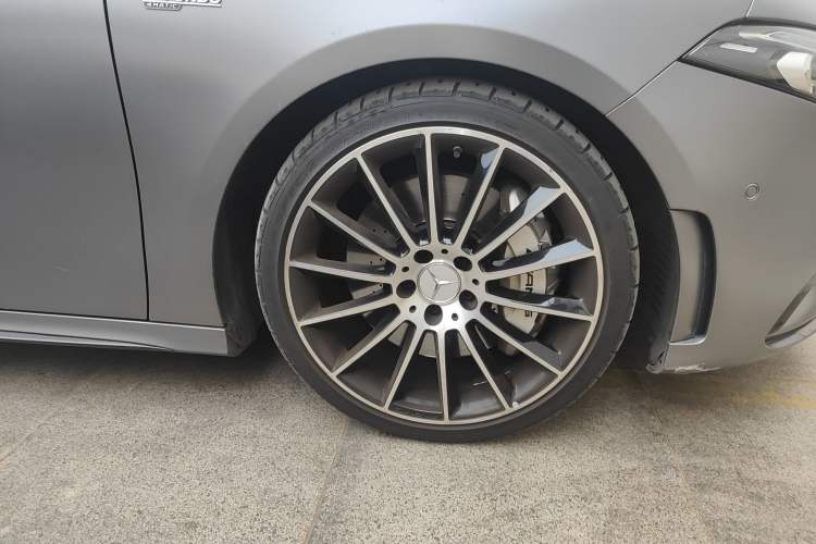 Used Mercedes-Benz A AMG 2020 AMG A 35 4MATIC Right Front Wheel Hub