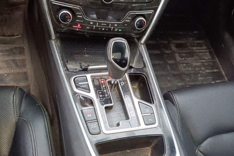 Used Geely Auto Emgrand GT 2015 1.8T Comfort Model Gear Lever