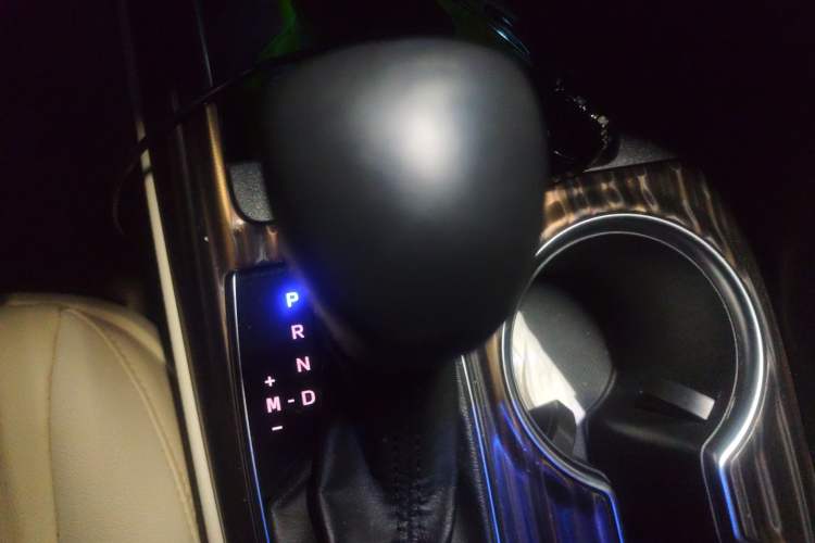 Used Toyota Camry 2019 2.0G Luxury Edition China VI Standard