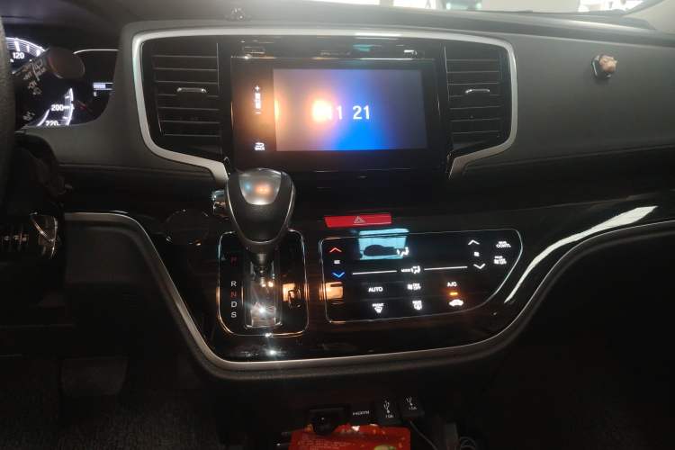 Used Honda Odyssey 2018 2.4L Comfort Version
