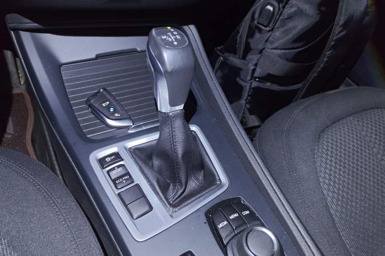 Used BMW 1 Series 2018 118i Fashion Model Gear Lever