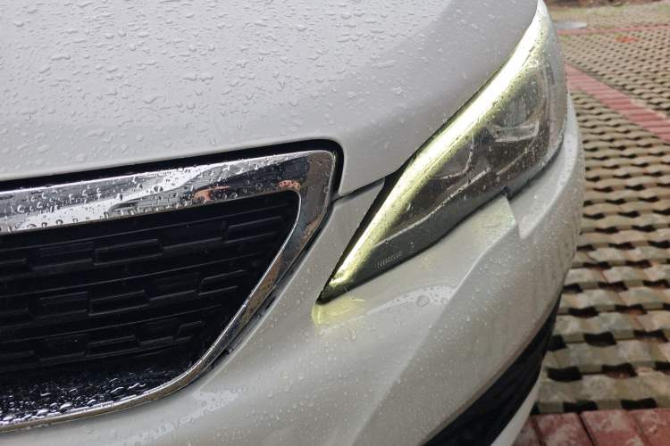 Used Peugeot 308 2016 1.6L Automatic Fashion Edition
