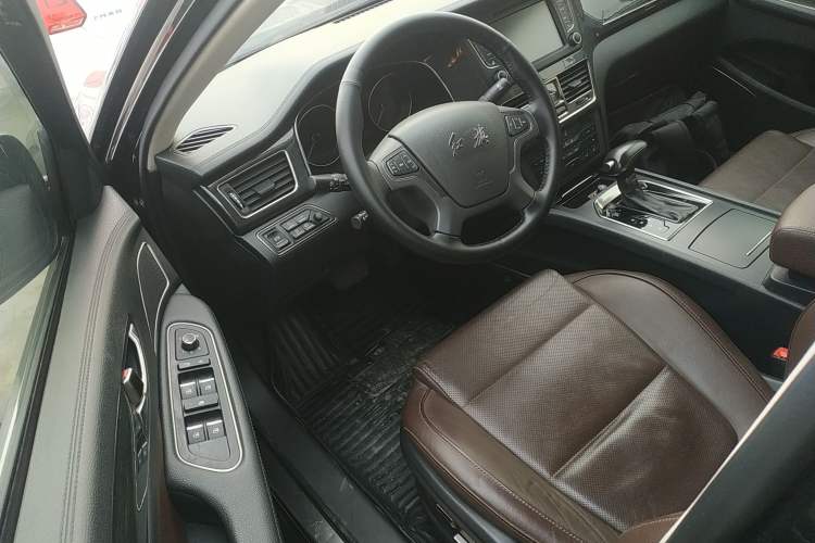 Used Hongqi H7 2018 2.0T Elite Edition
