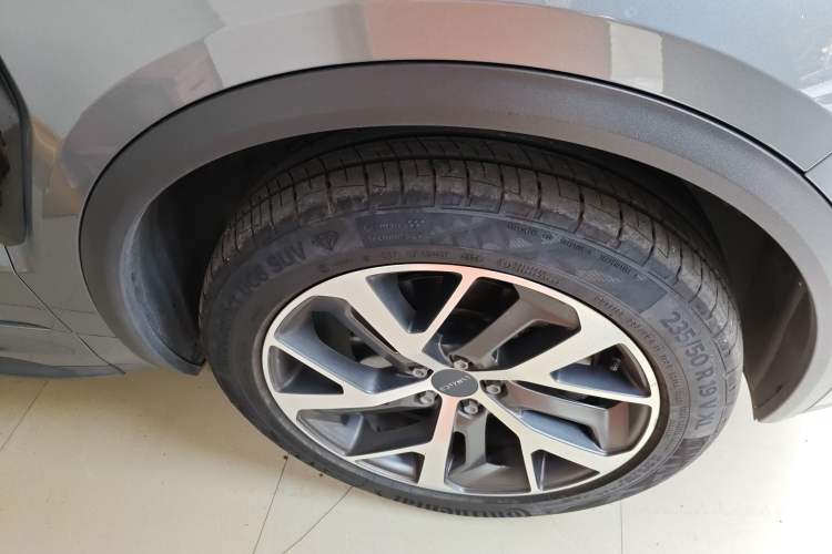 Used Lynk & Co 01 EM-P 2018 1.5T PHEV JingPro National Emission Standard V Right Front Wheel Hub