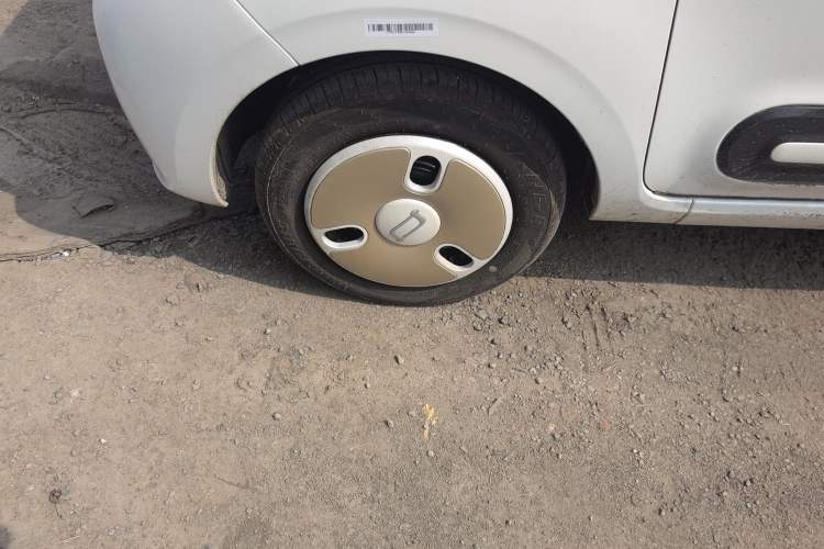 Used Bestune Pony 2026 222km Colorful Horse Left Front Wheel Hub