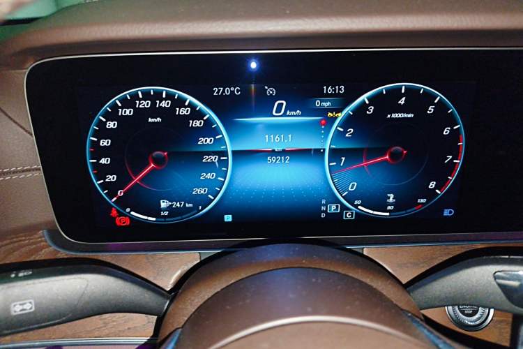 Used Mercedes-Benz E-Class 2023 Facelift E 260 L