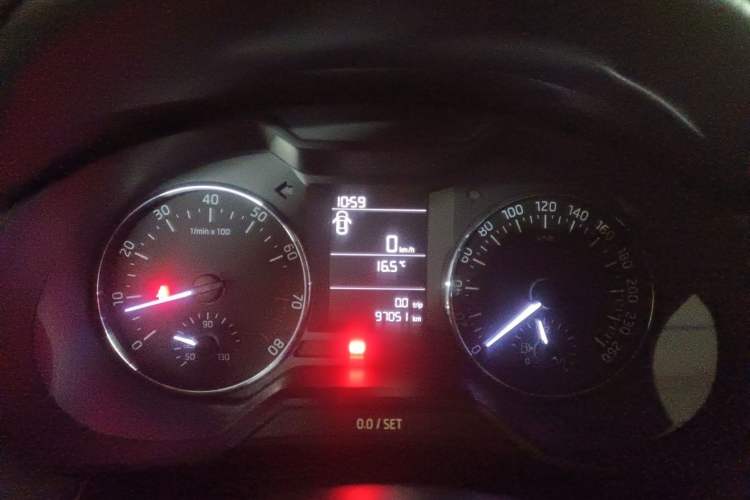 Used Skoda Octavia 2015 1.6L Manual Eado Edition Instrument Cluster