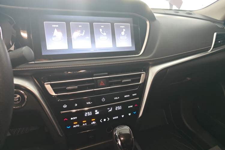 Used Venucia T90 2020 2.0L CVT Smart Connect & Smooth Drive Edition