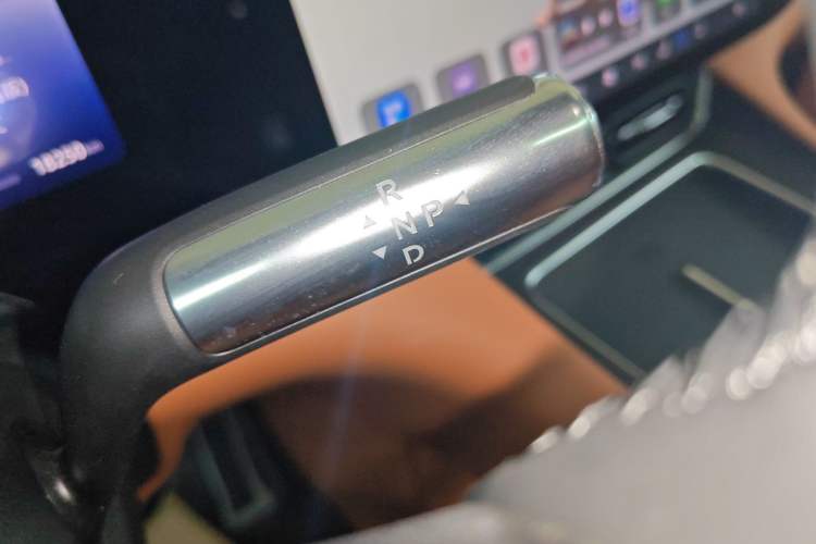 Used Hima AITO M8 2025 Extended-Range Ultra Version 53.4 kWh 5-Seater Edition