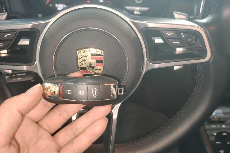 Used Porsche Macan 2021 Macan 2.0T