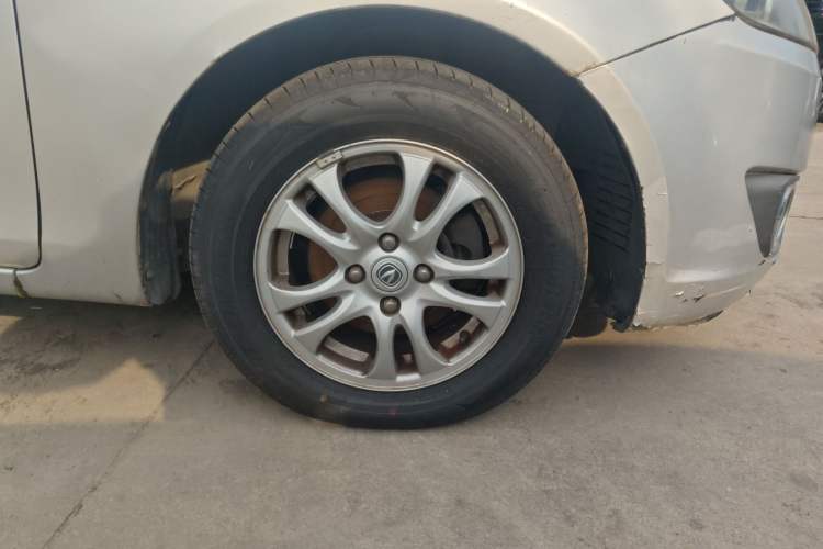 Used CHANGAN Alsvin 2012 Sedan 1.5L Manual Luxury Model Right Front Wheel Hub