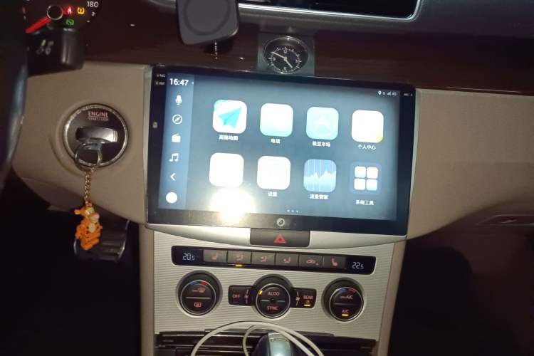 Used Volkswagen Magotan 2015 1.8TSI Prestige Model Audio And AC Panel