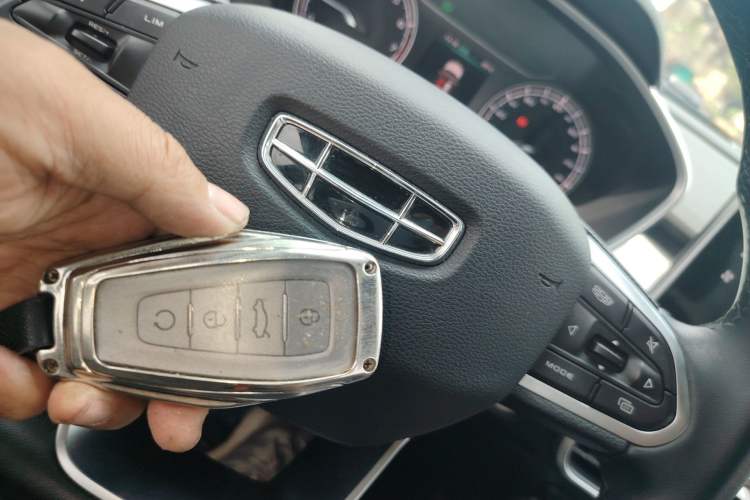 Used Geely Auto Coolray 2023 1.5T DCT Platinum Edition
