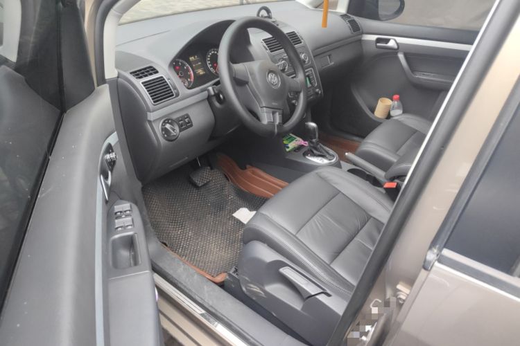 Used Volkswagen Touran 2015 1.4T DSG Comfort Edition 5 Seats
