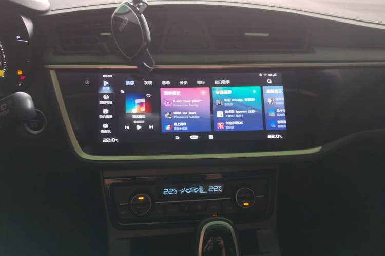 Used Geely Auto Emgrand GL 2021 UP 1.4T CVT Luxury Edition Audio And AC Panel