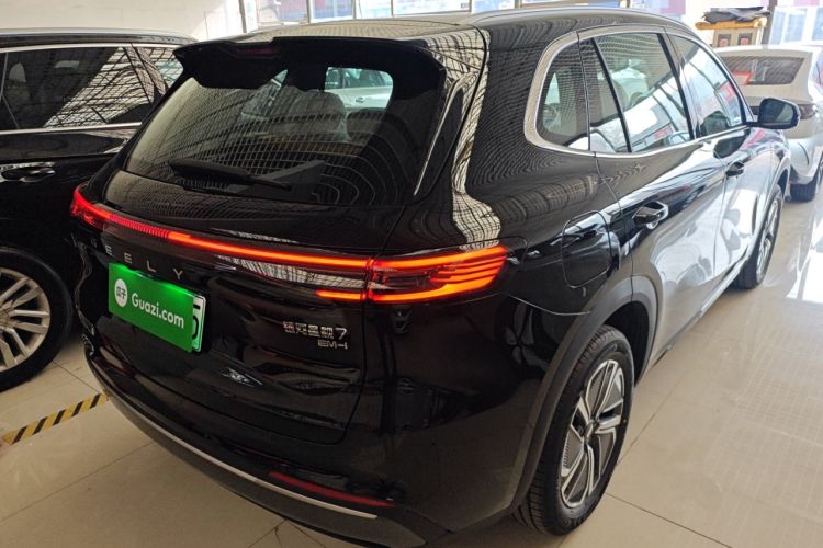 Used Geely Galaxy Xingjian 7 EM-i 2025 120km Exploration+ Version
