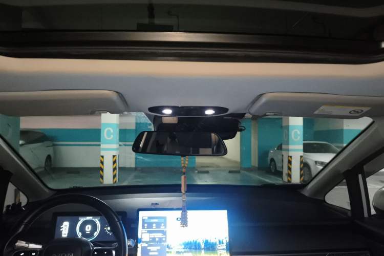 Used AION Y 2023 Younger Star Edition
