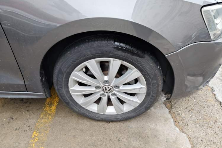 Used Volkswagen Sagitar 2012 1.6L Automatic Comfort Edition